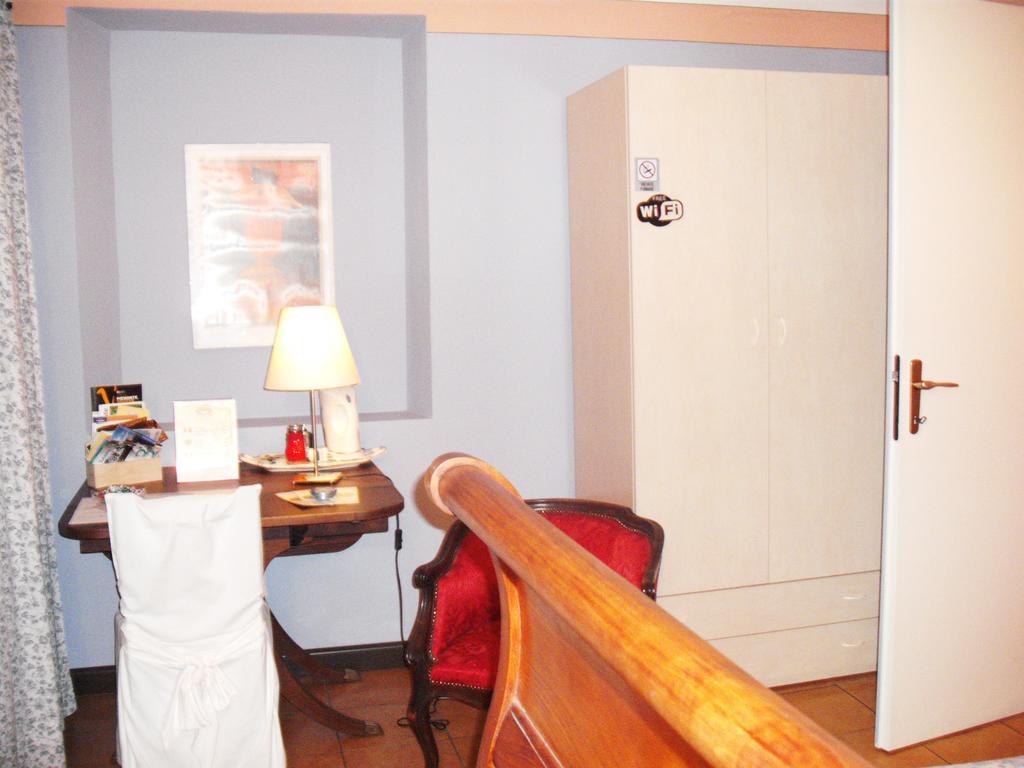 Il Glicine Bed & Breakfast Zimone Exterior foto